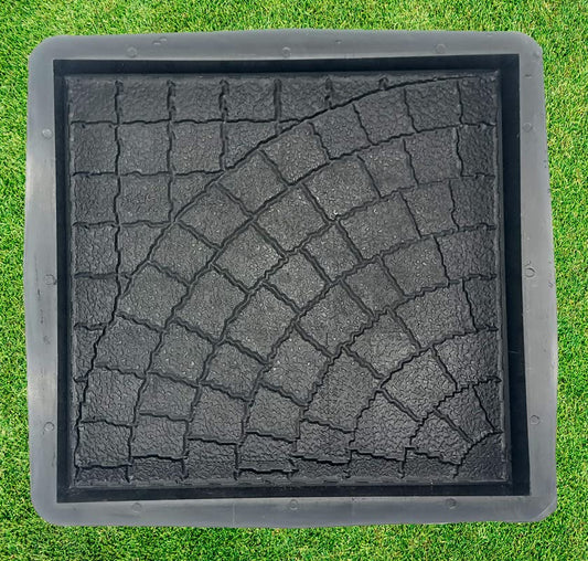 Cobblestone Paver Mold – 15.7"